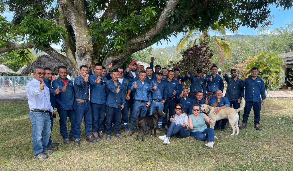DCI Ingenieros S.A.S.: Líderes en Ingeniería Eléctrica, Comprometidos con la Excelencia y la Selección Rigurosa de Talentos Especializados para Proyectos Innovadores y Eficientes.